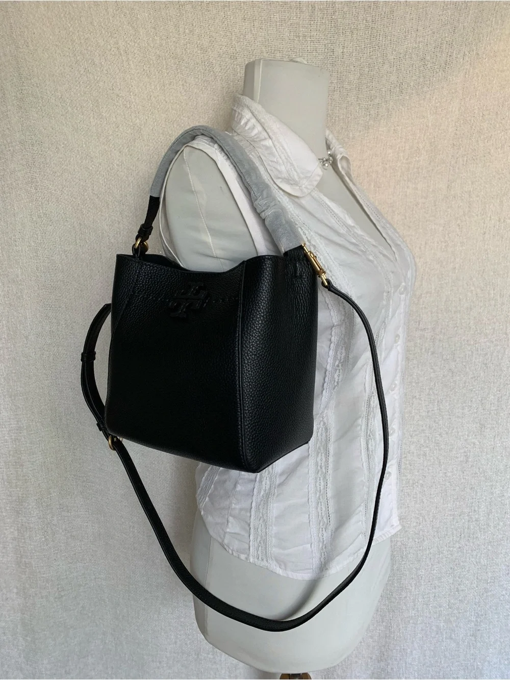 Tory Burch Mcgraw Black Pebbled Leather Small Bucket Tote Bag + Bi-fold Wallet
